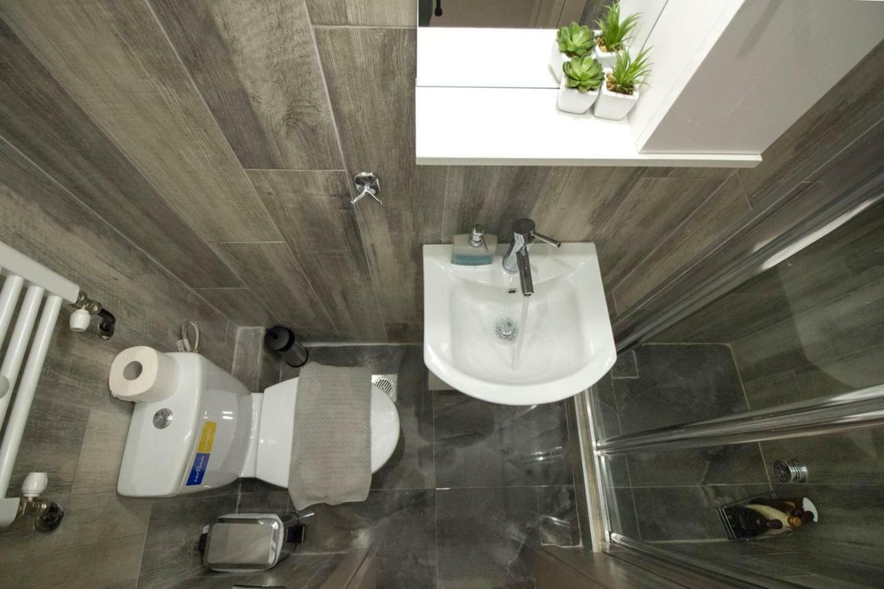Flow - White Tower Two Bedroom Suite Салоники Экстерьер фото